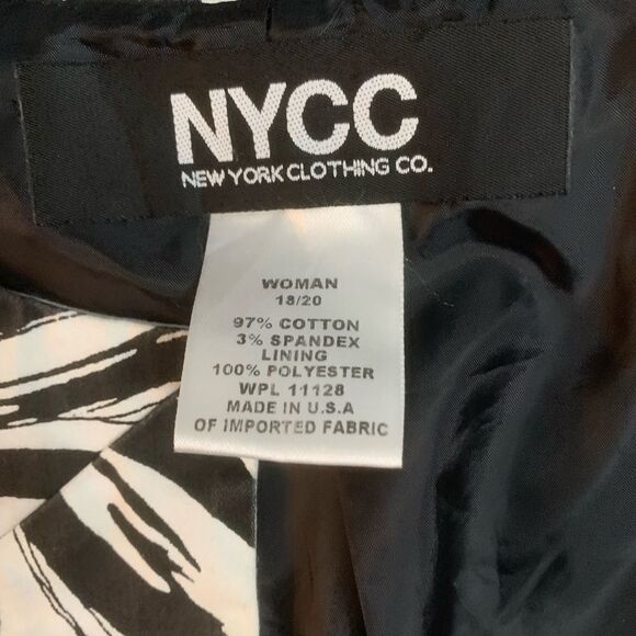 Abstract Floral Patterned Blazer - Picture 5 of 5